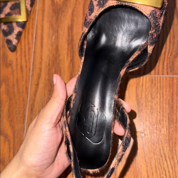 Leopard Pointed Toe Heels - Picture 4 of 4